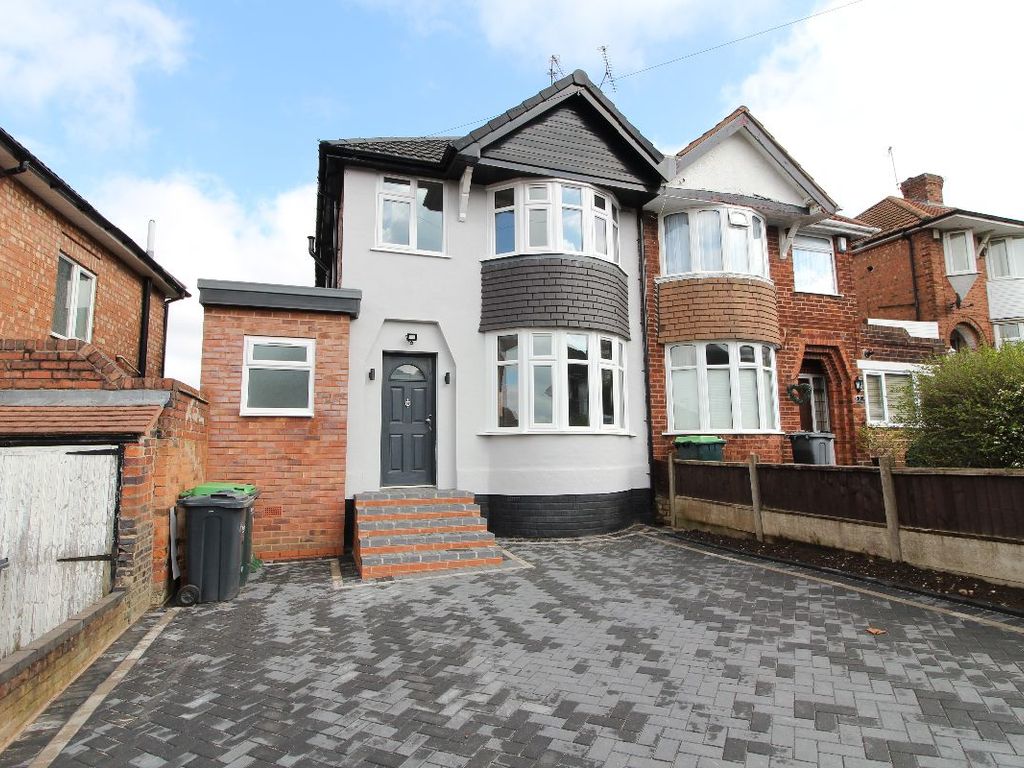 3 bed semi-detached house for sale in St. Katherines Road, Oldbury B68, £250,000