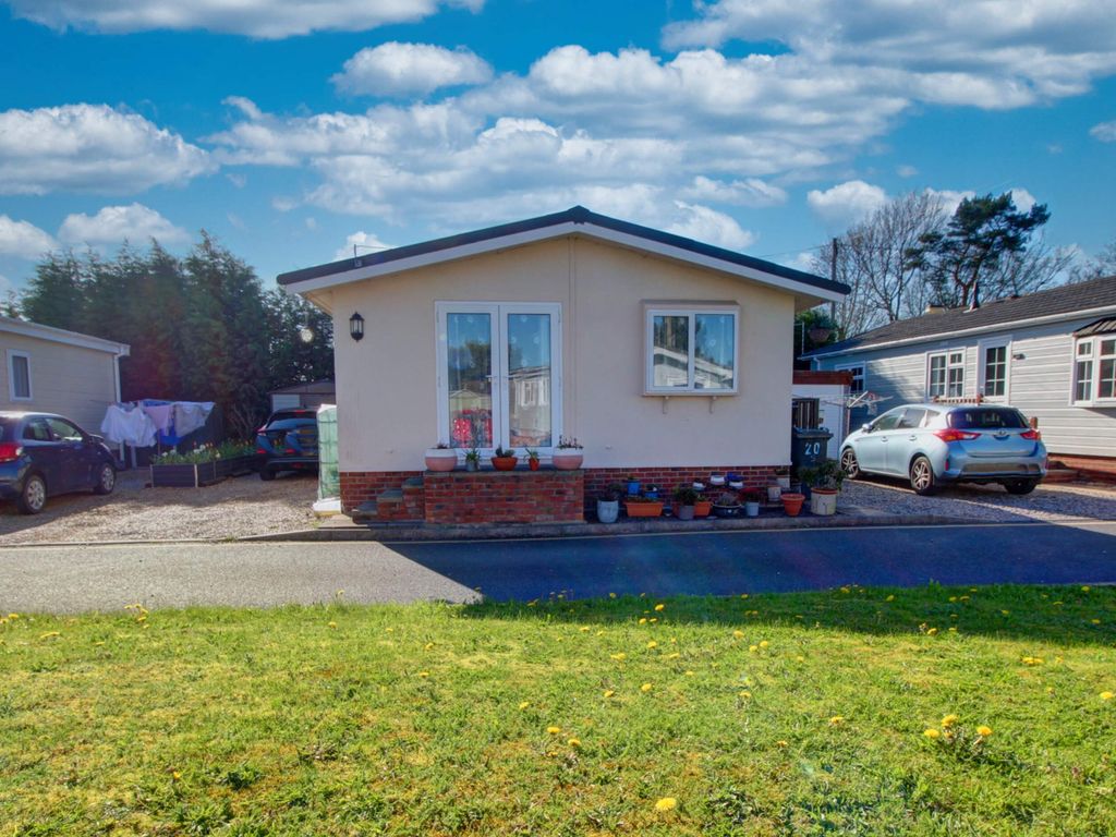 2 bed mobile/park home for sale in Spinney Caravan Park, Ashby Road, Sinope LE67, £95,000