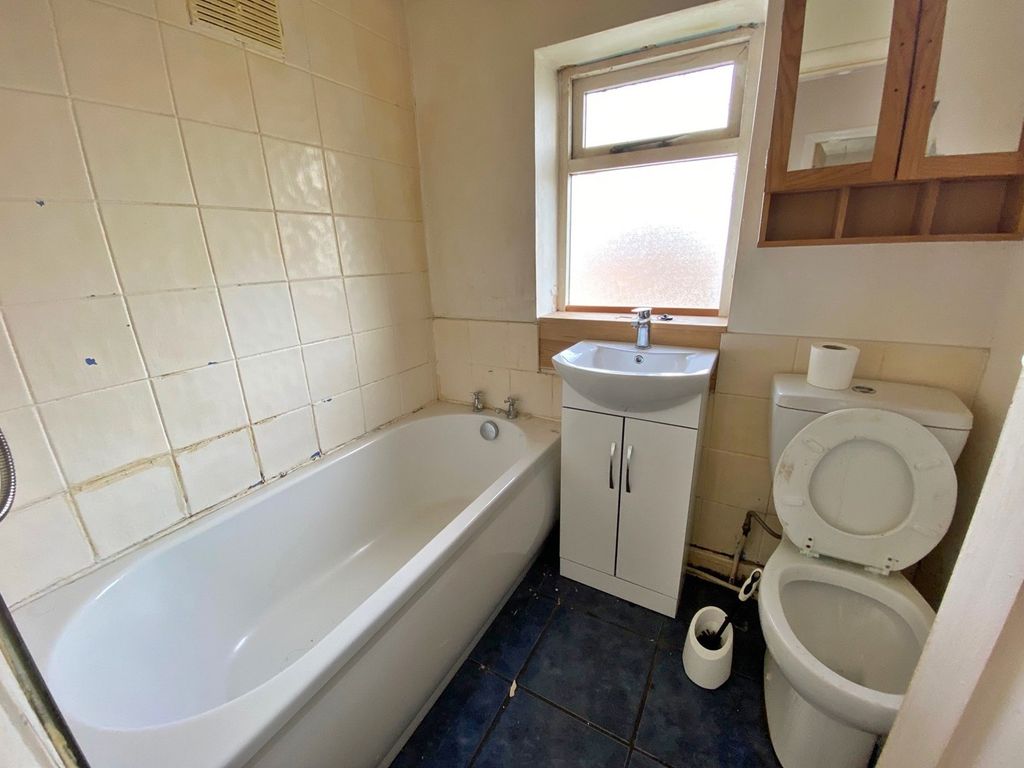 3 bed semi-detached house for sale in Morris Avenue, Latchford, Warrington WA4, £139,995