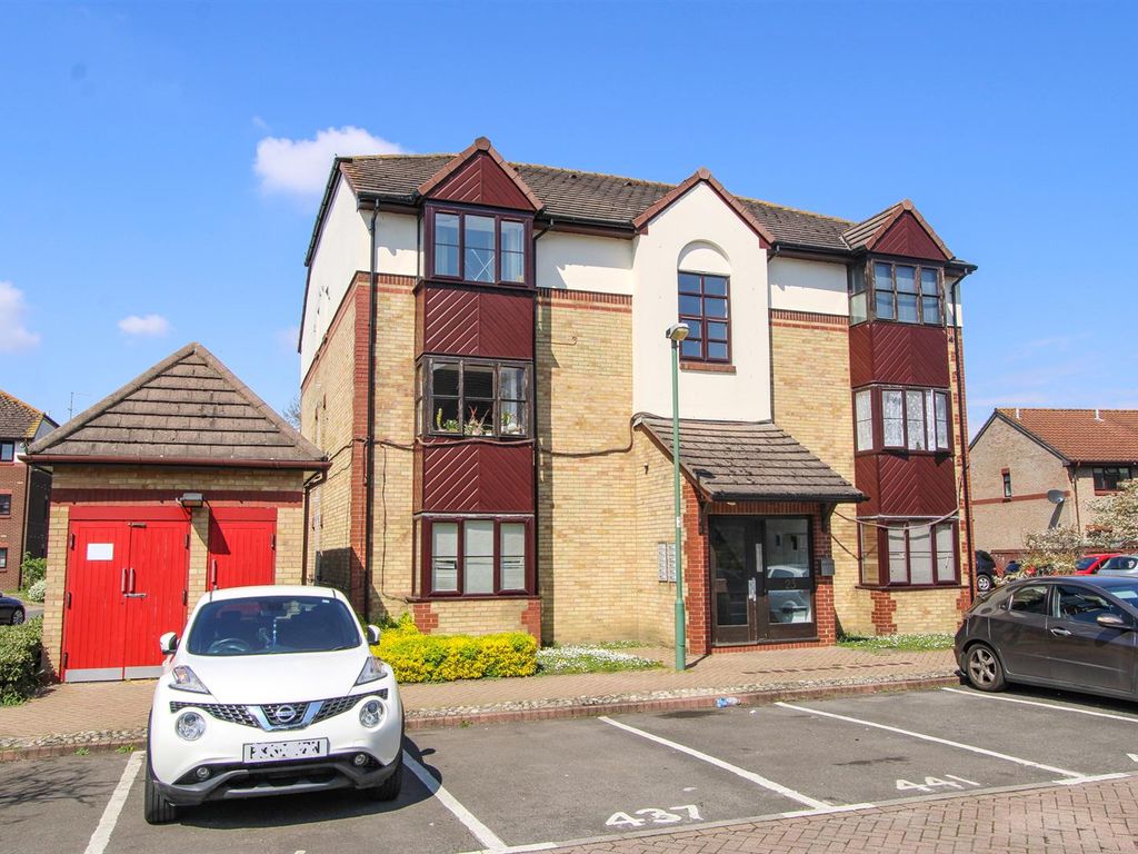 Studio for sale in Foxglove Way, Wallington SM6, £160,000