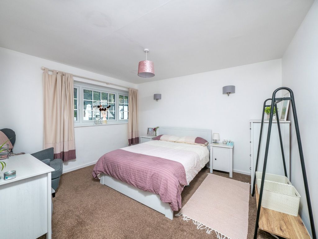 3 bed flat for sale in The Bridge, Boscastle PL35, £299,950