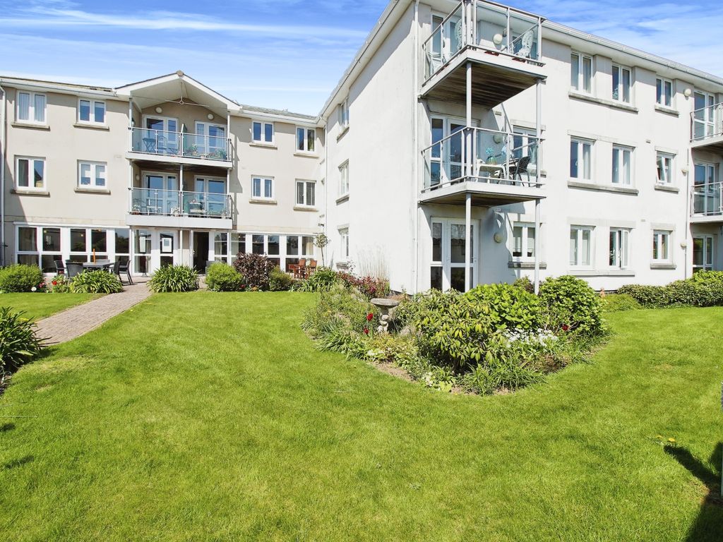 1 bed flat for sale in Mount Wise, Newquay, Cornwall TR7, £95,000