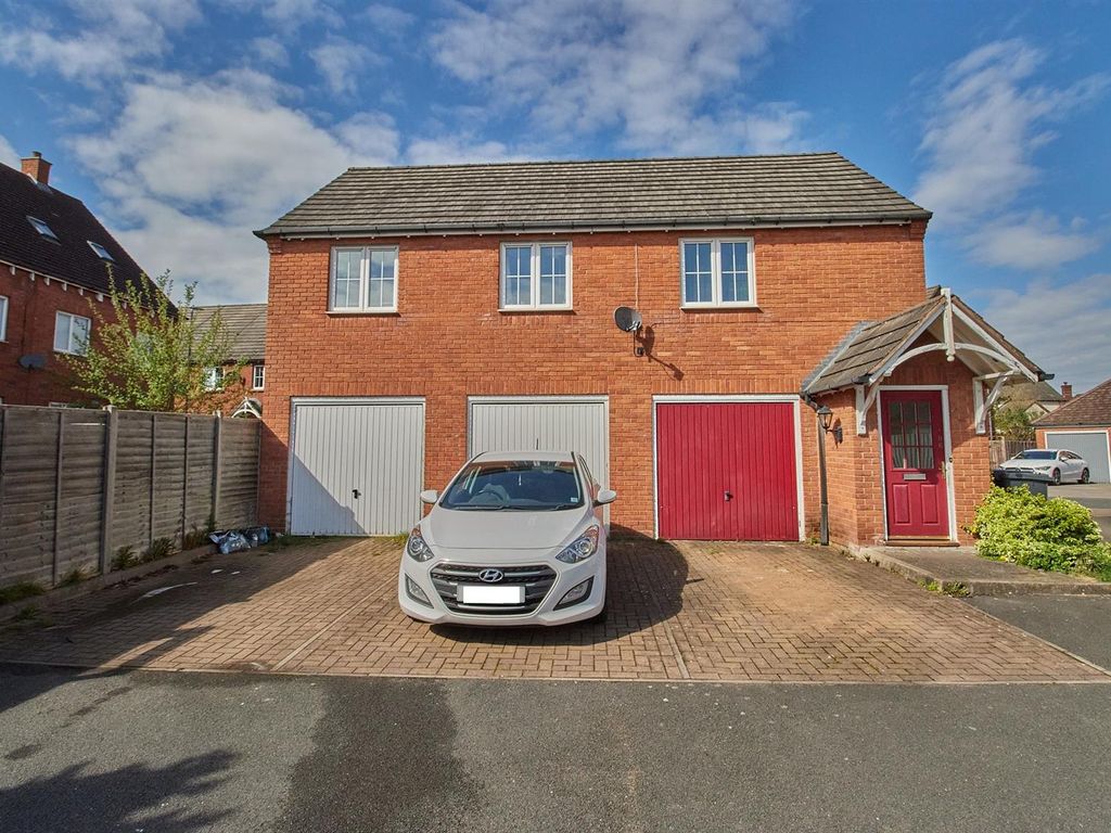 2 bed detached house for sale in Paddock Way, Hinckley LE10, £170,000