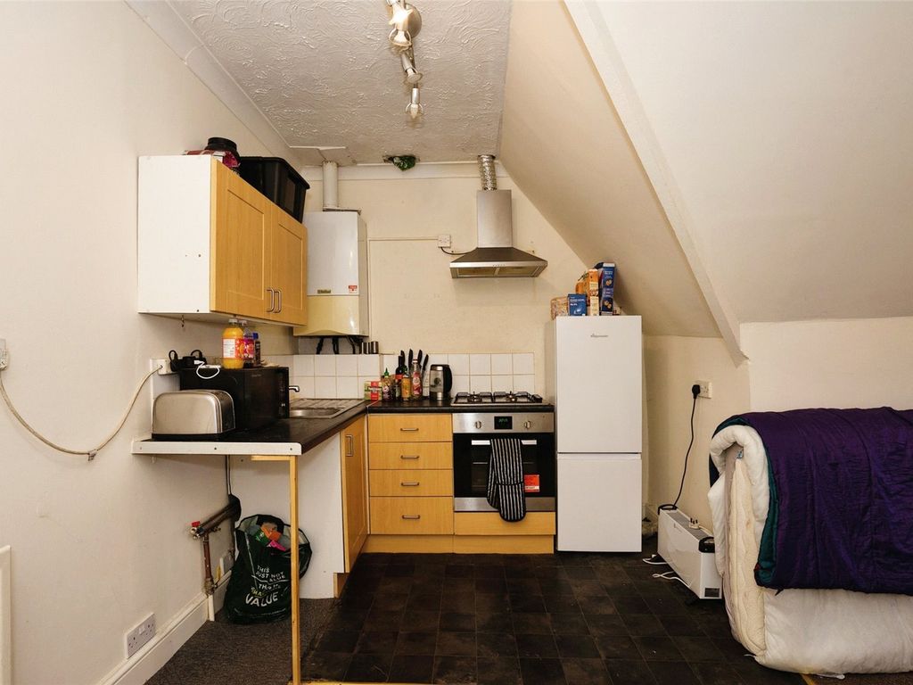 1 bed flat for sale in Highcroft Villas, Brighton, East Sussex BN1, £180,000