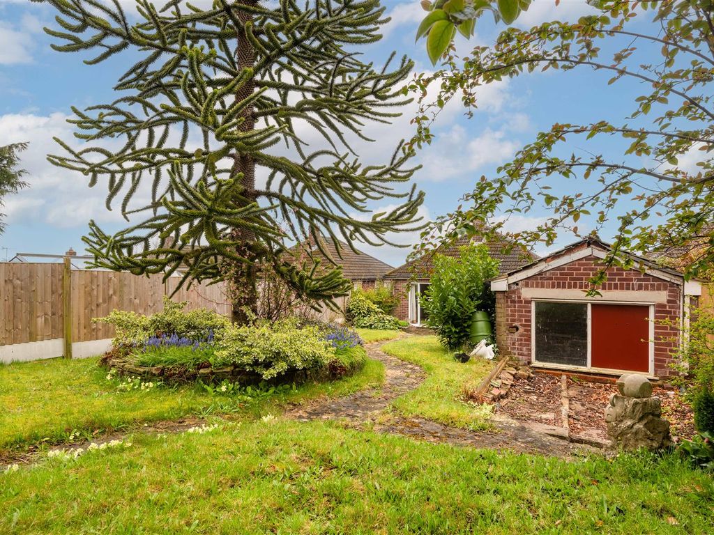 2 bed detached bungalow for sale in Prospect Road, Coal Aston, Dronfield S18, £250,000