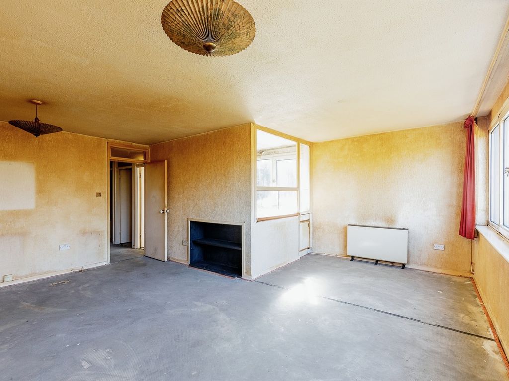 2 bed flat for sale in Druid Woods, Avon Way, Bristol BS9, £180,000