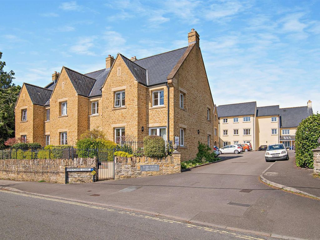 1 bed flat for sale in Lenthay Road, Sherborne DT9, £130,000