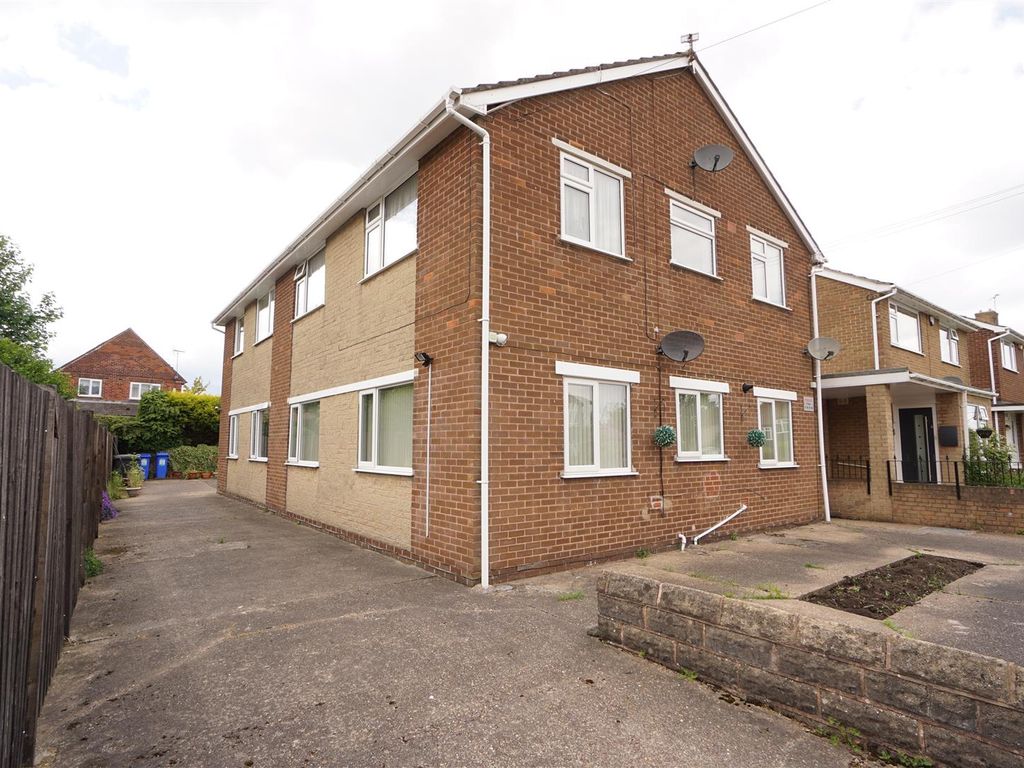 1 bed flat for sale in Ashbury Lane, Norton, Sheffield S8, £120,000