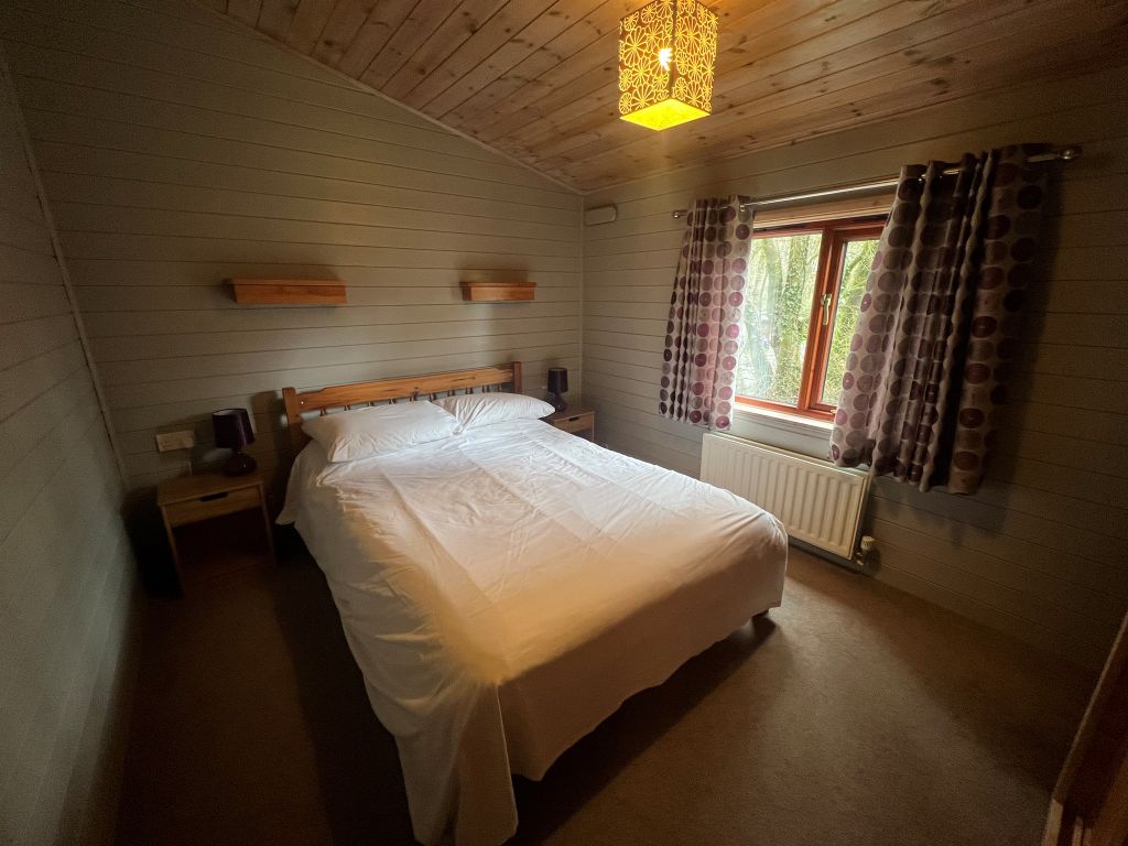 2 bed lodge for sale in Sandy Balls, Godshill, Fordingbridge SP6, £95,000