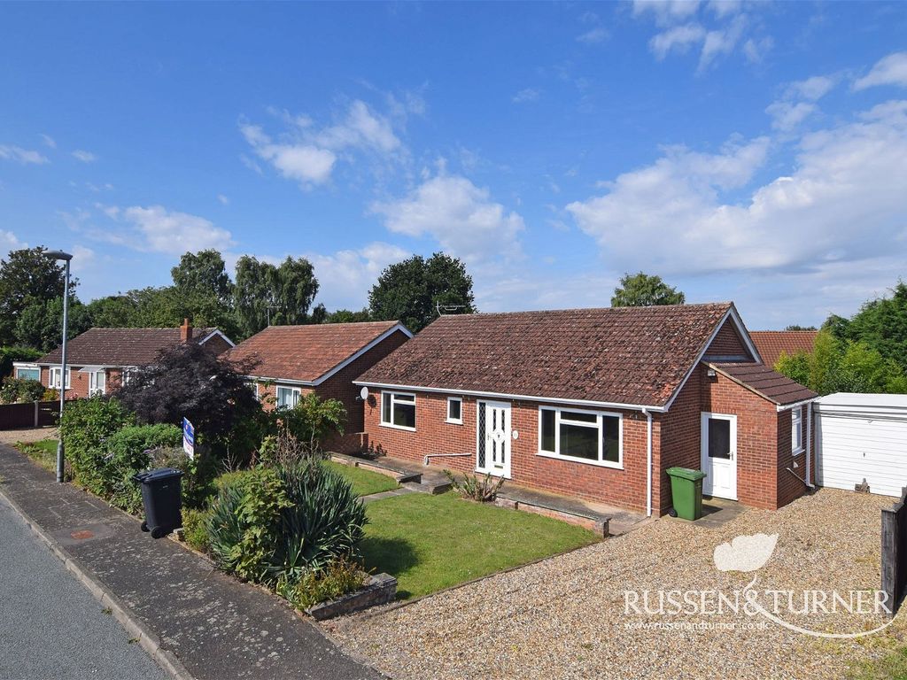 2 bed bungalow for sale in The Saltings, Terrington St. Clement, King