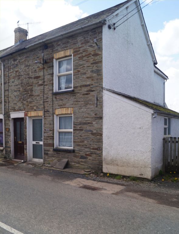 2 bed end terrace house for sale in Drefach Felindre, Llandysul, Carmarthenshire SA44, £95,000