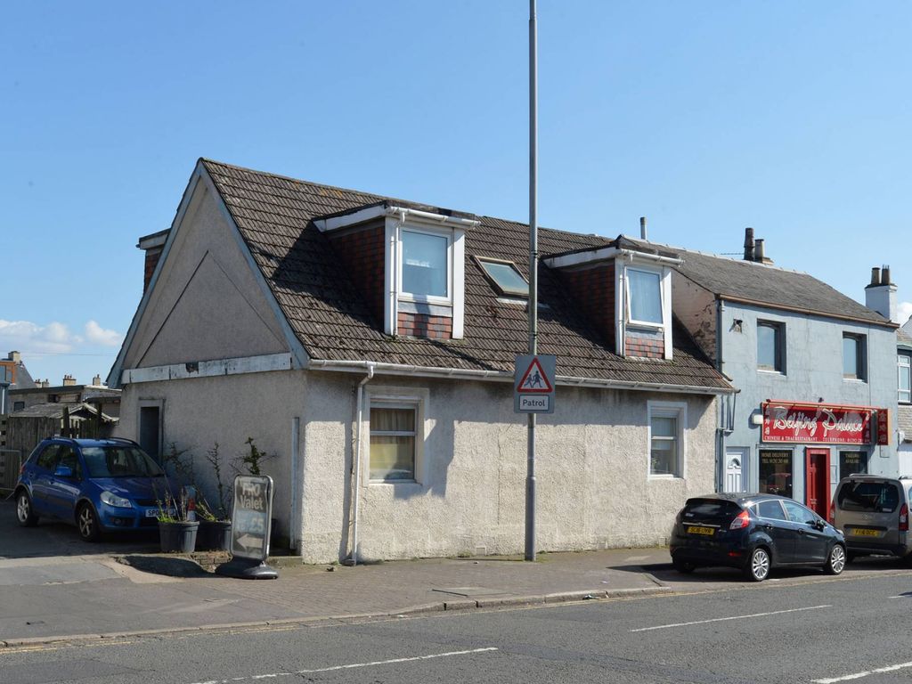 3 bed property for sale in Prestwick Road, Ayr KA8, £99,999
