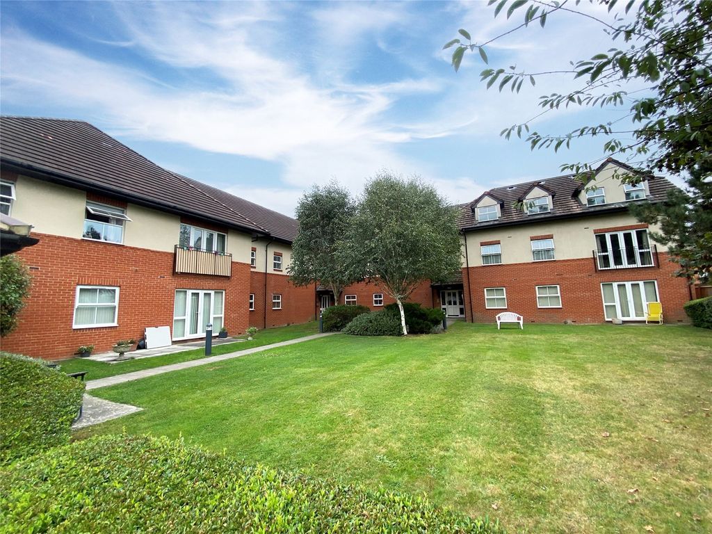 2 bed flat for sale in Cheney Court, 104 Pinewood Avenue, Crowthorne, Berkshire RG45, £250,000