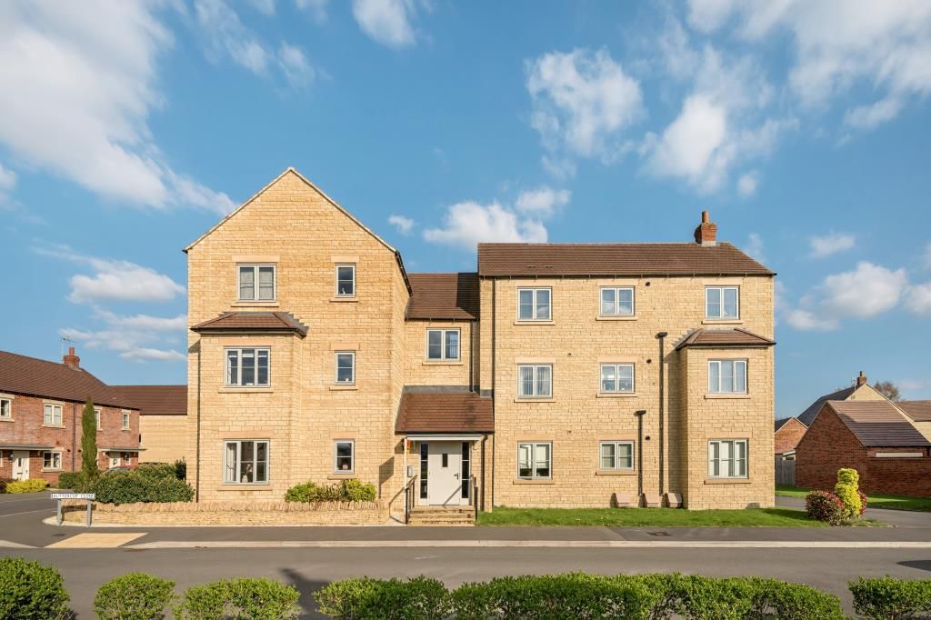 1 bed flat for sale in Moreton-In-Marsh, Gloucestershire GL56, £150,000