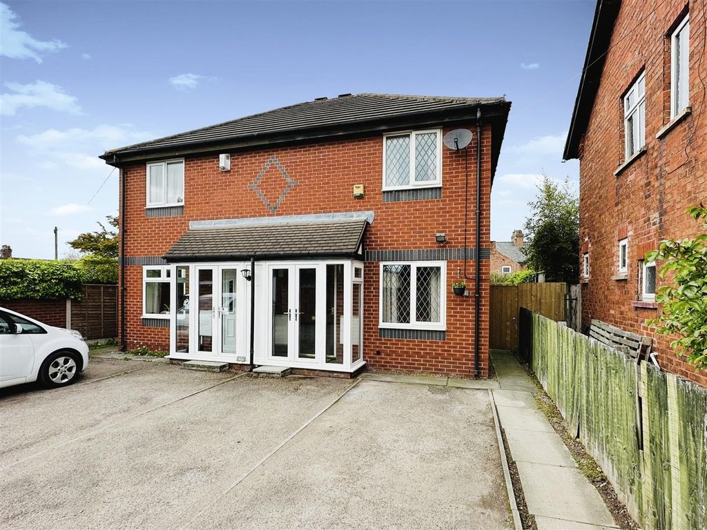 2 bed semi-detached house for sale in Kingsway, Northwich CW9, £185,000