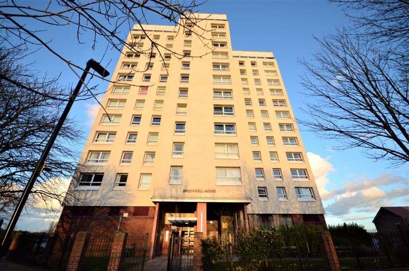 2 bed flat for sale in Sunnyway, Blakelaw, Newcastle Upon Tyne NE5, £55,000