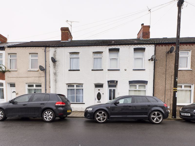3 bed terraced house for sale in Hereford Street, Grangetown, Cardiff CF11, £209,950