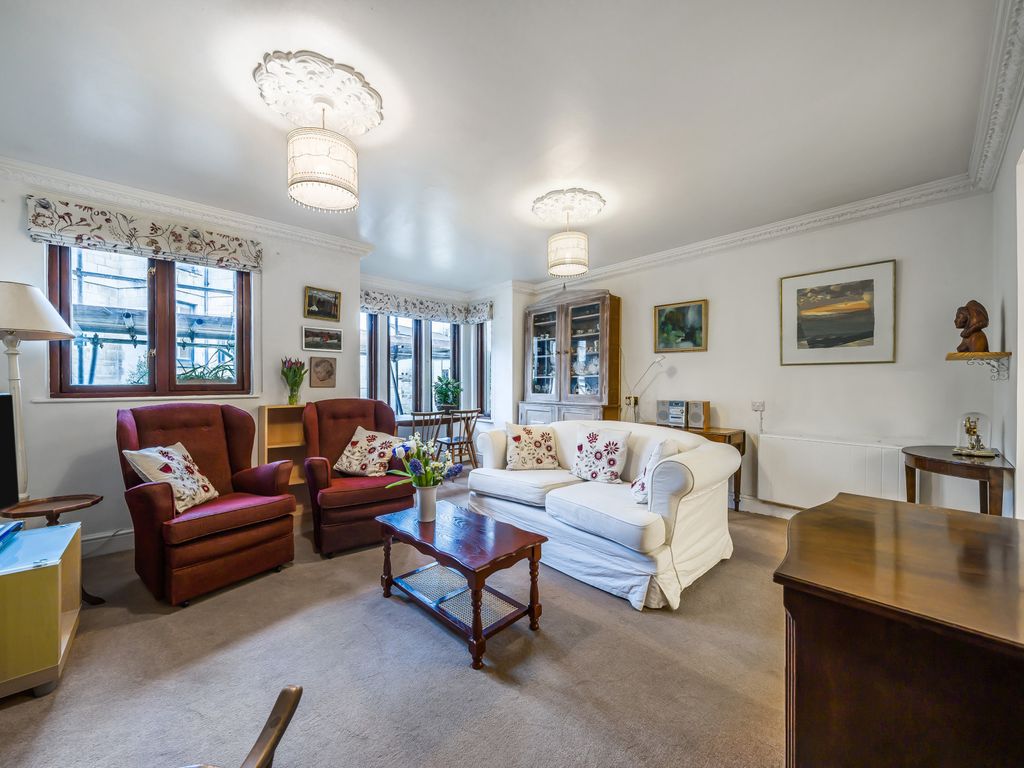 2 bed flat for sale in Minerva Court, Bathwick, Bath, Somerset BA2, £225,000