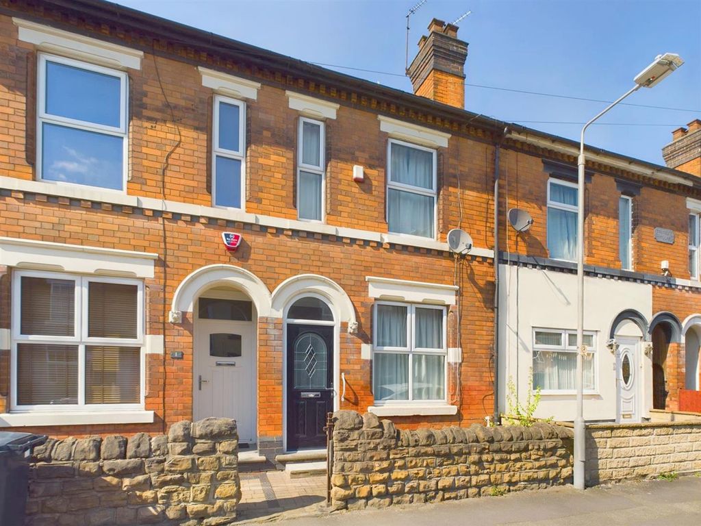 3 bed terraced house for sale in Highfield Drive, Carlton, Nottingham NG4, £150,000