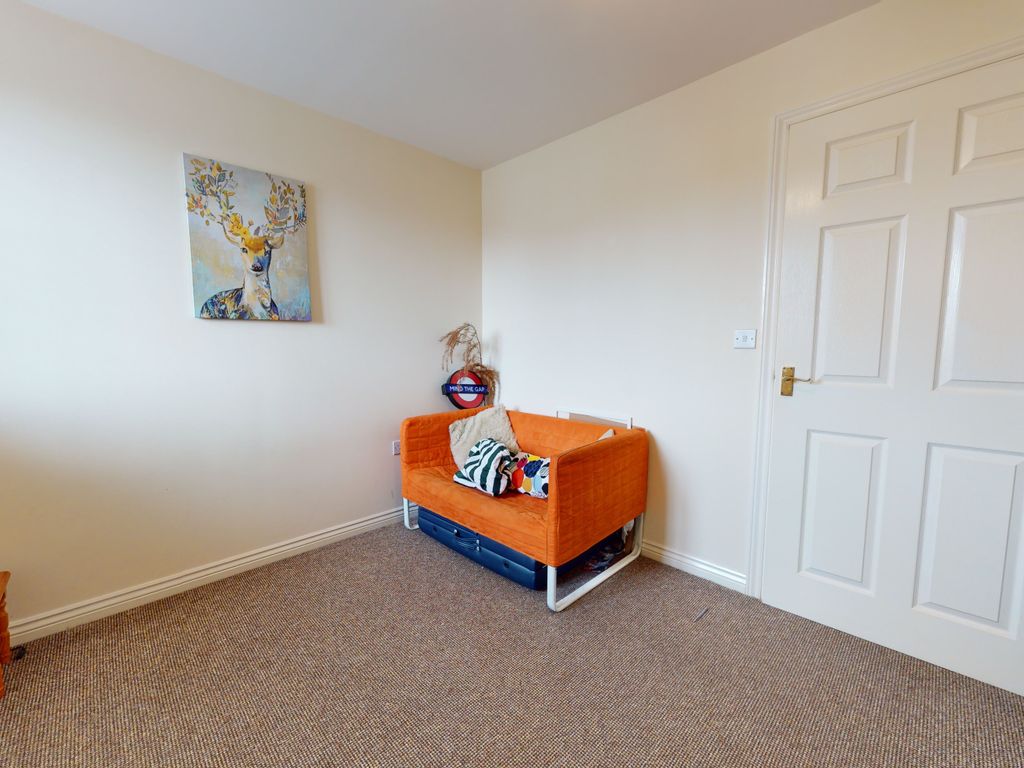 2 bed flat for sale in Watkins Square, Llanishen, Cardiff CF14, £165,000