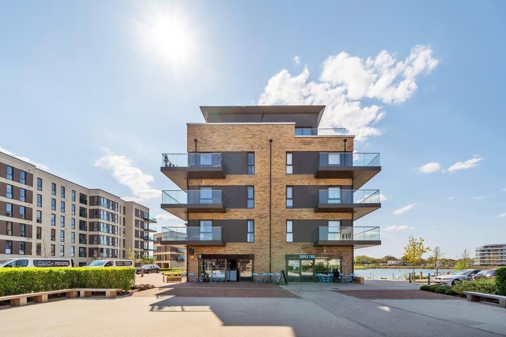 1 bed flat for sale in Flagstaff Road, Reading RG2, £290,000