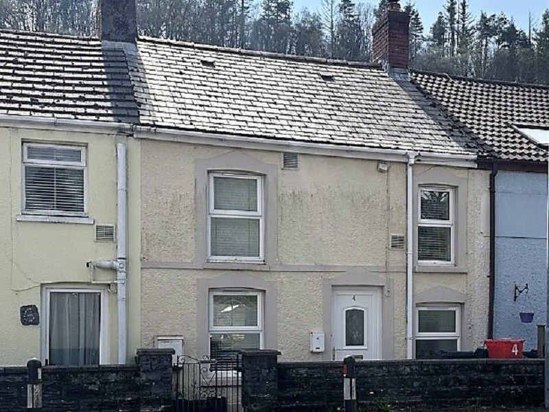 3 bed cottage for sale in Bethel Road, Lower Cwmtwrch, Swansea. SA9, £170,000