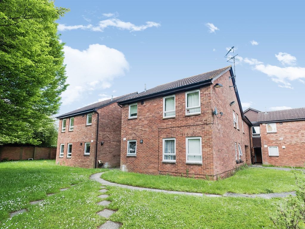 1 bed flat for sale in Lindsay Drive, Abingdon OX14, £160,000