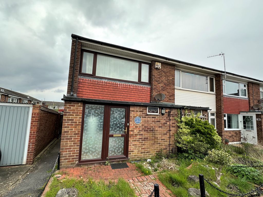 2 bed end terrace house for sale in Watersedge Road, Cosham, Portsmouth PO6, £165,000