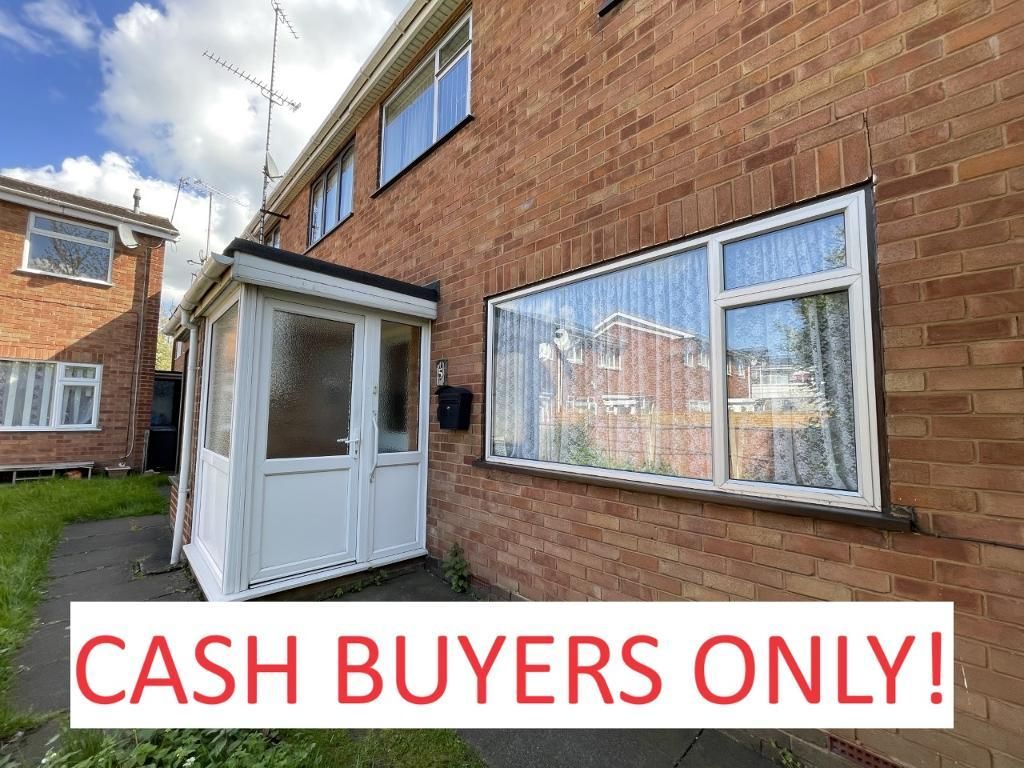 3 bed end terrace house for sale in Simon Close, West Bromwich, West Midlands B71, £125,000