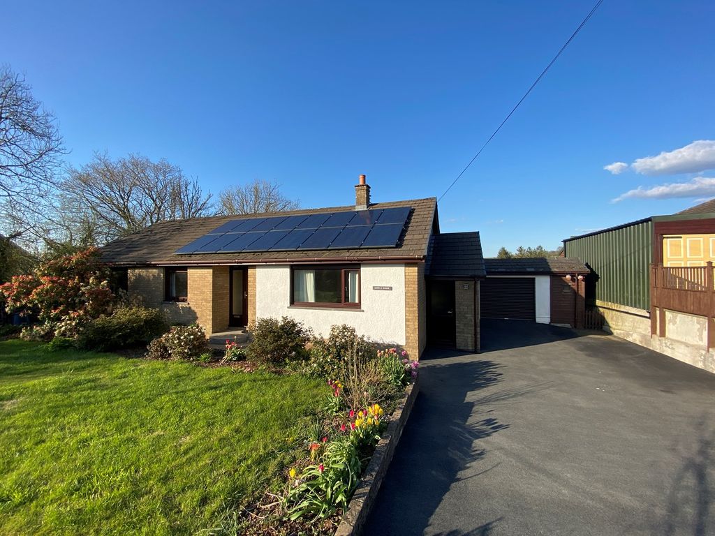 4 bed detached bungalow for sale in New Inn, Pencader SA39, £295,000