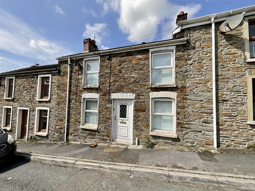 2 bed terraced house for sale in Millfield Road, Felinfoel, Llanelli SA14, £90,000