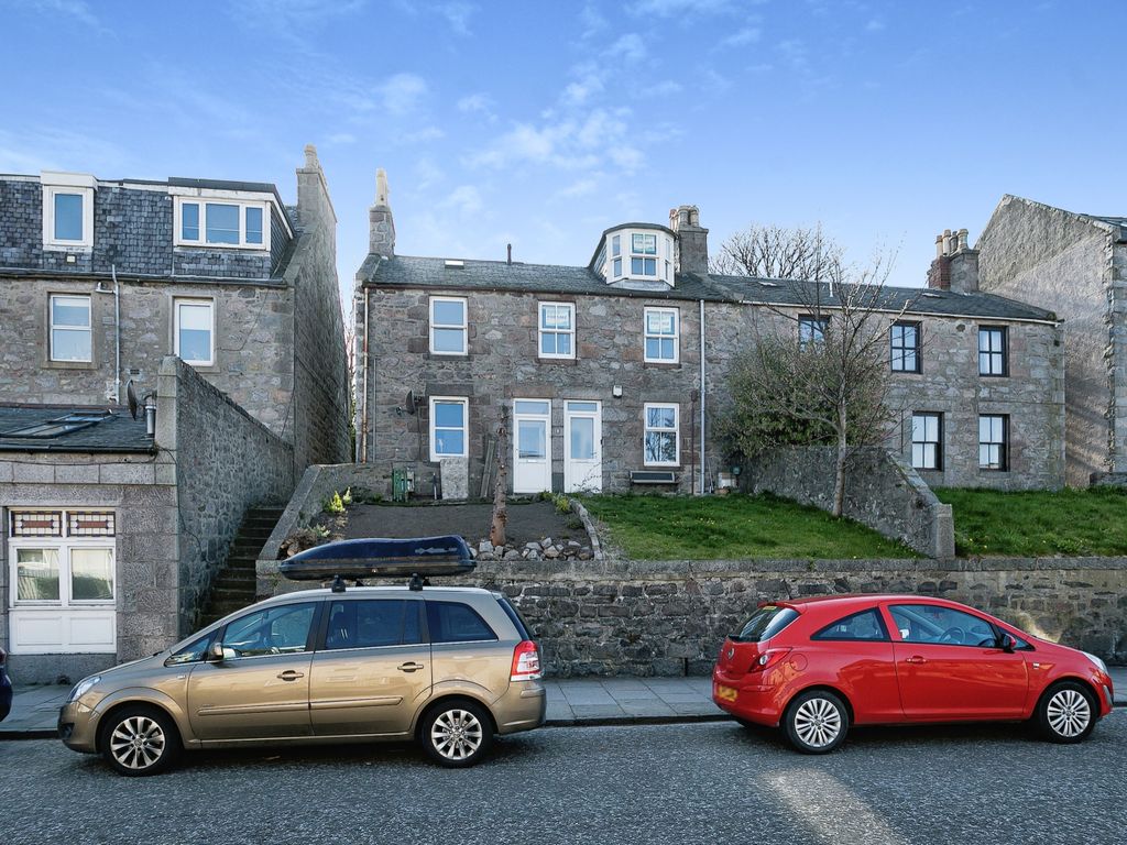 1 bed flat for sale in Hillhead Terrace, Aberdeen AB24, £75,000
