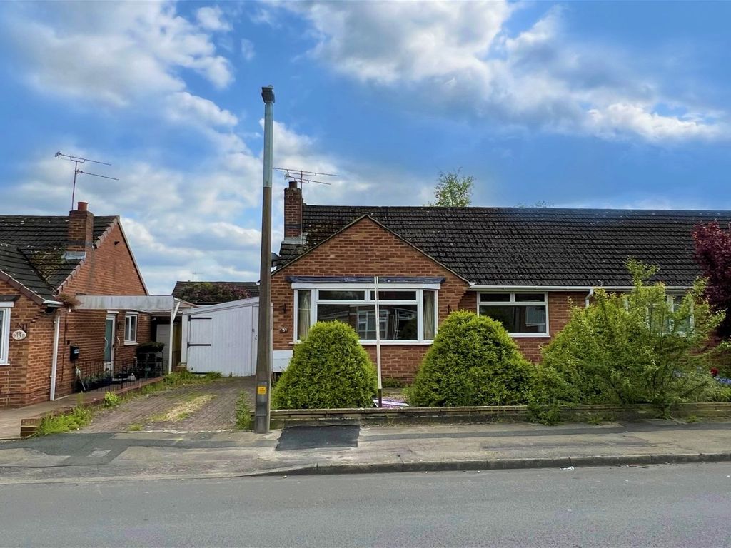 2 bed bungalow for sale in Queensfield, Swindon SN2, £240,000
