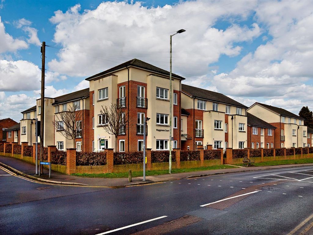 1 bed flat for sale in Waggoners Court, Legions Way, Bishop's Stortford CM23, £220,000