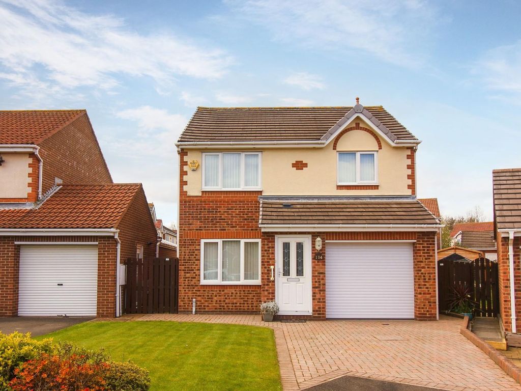 3 bed detached house for sale in Monks Wood, North Shields NE30, £300,000