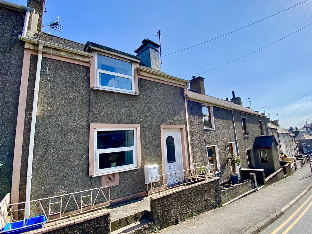 2 bed terraced house for sale in Caernarvon Road, Pwllheli LL53, £153,000