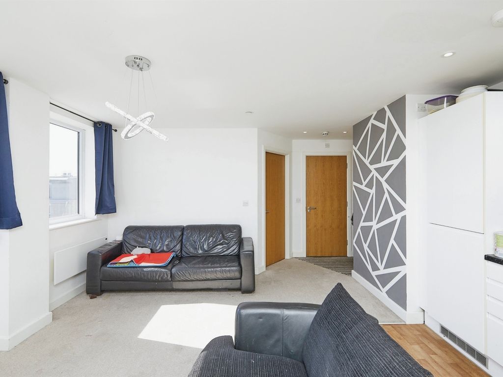 2 bed flat for sale in Gower Street, Derby DE1, £75,000
