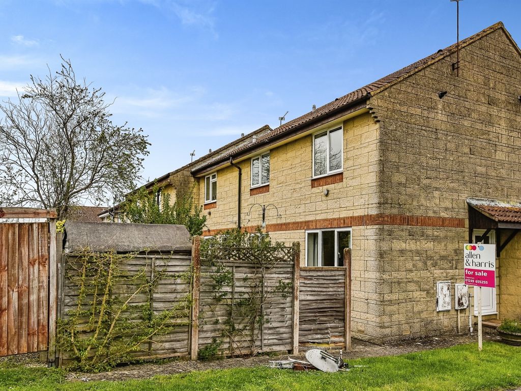1 bed end terrace house for sale in Gundry Close, Pewsham, Chippenham SN15, £175,000