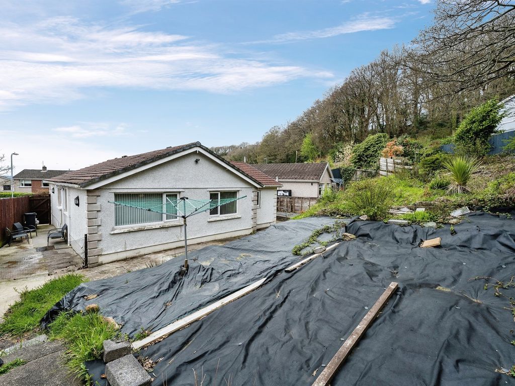 3 bed detached bungalow for sale in Bryncatwg, Cadoxton, Neath SA10, £250,000