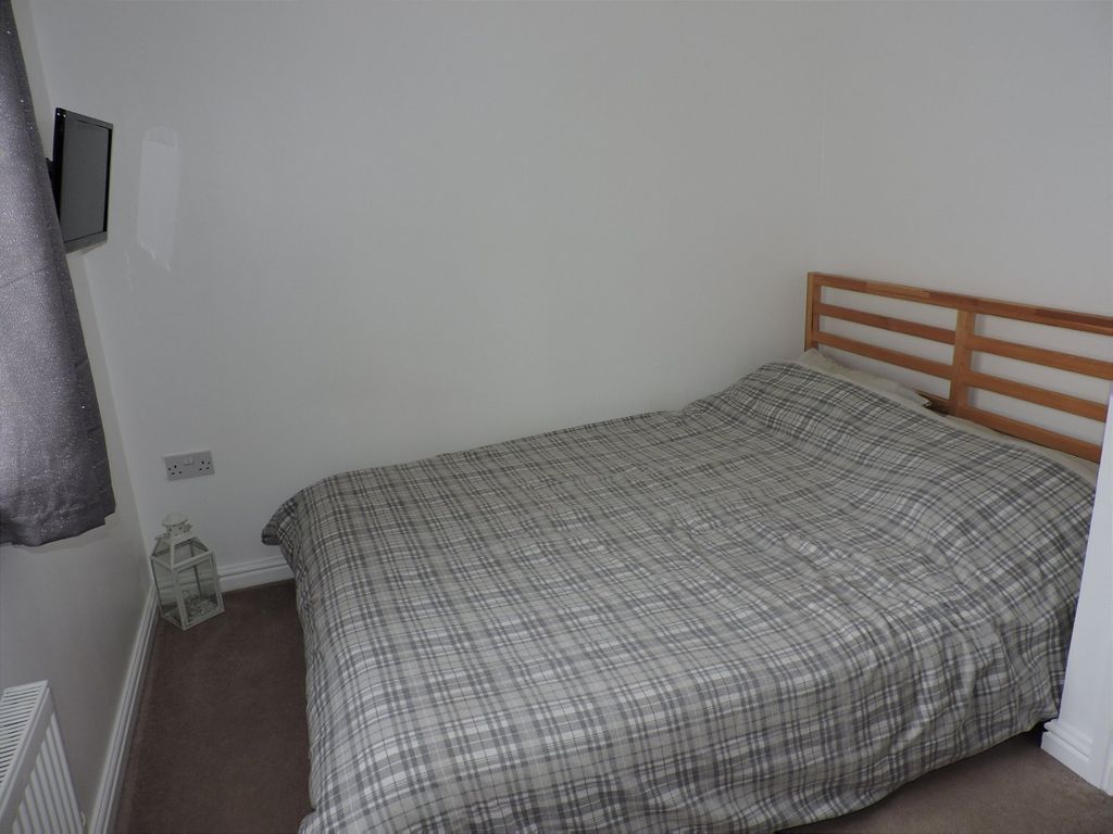 2 bed semi-detached house for sale in Ffordd Y Glowyr, Betws, Ammanford SA18, £175,000