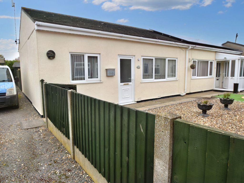 2 bed bungalow for sale in Burgh Road, Skegness PE25, £72,950