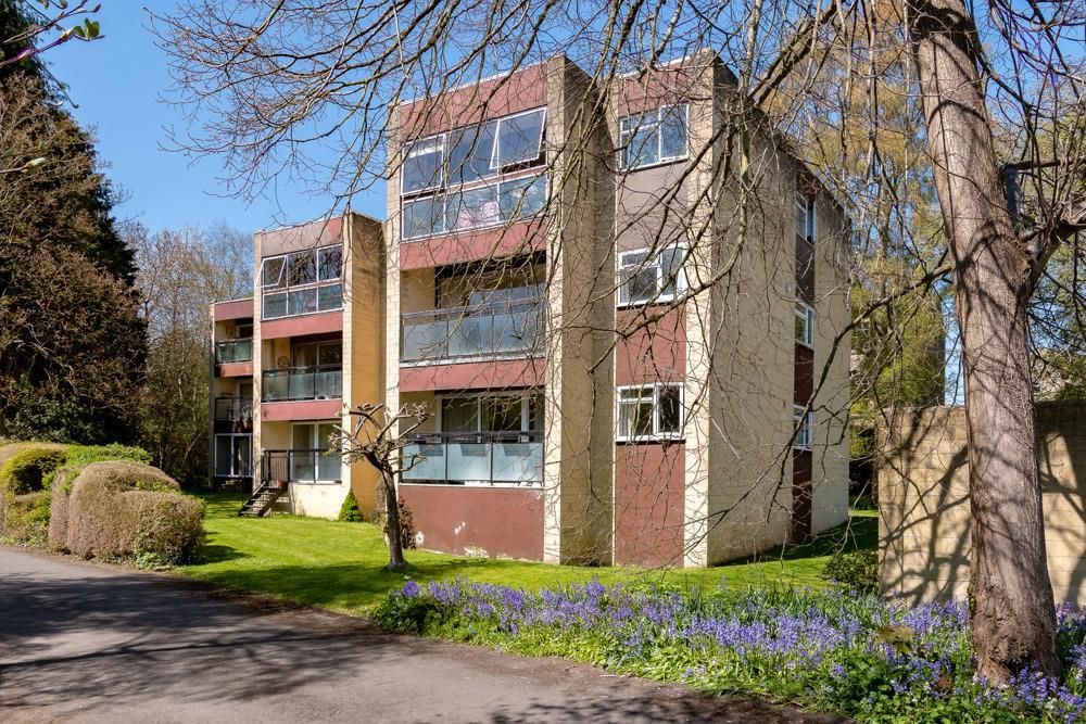 3 bed flat for sale in Gloucester Road, Larkhall, Bath BA1, £295,000