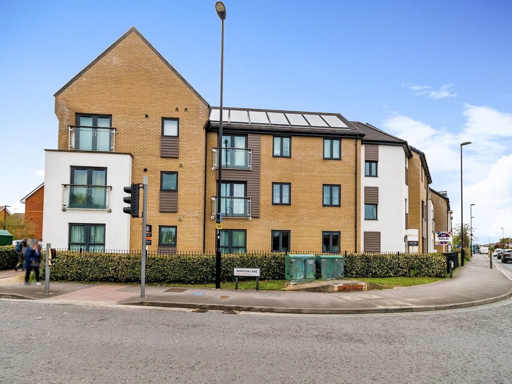 2 bed flat for sale in Mercator Close, Southampton SO16, £210,000