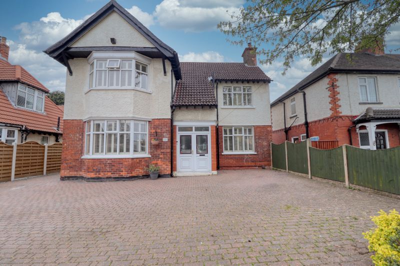3 bed detached house for sale in Ashby Road, Scunthorpe DN16, £310,000