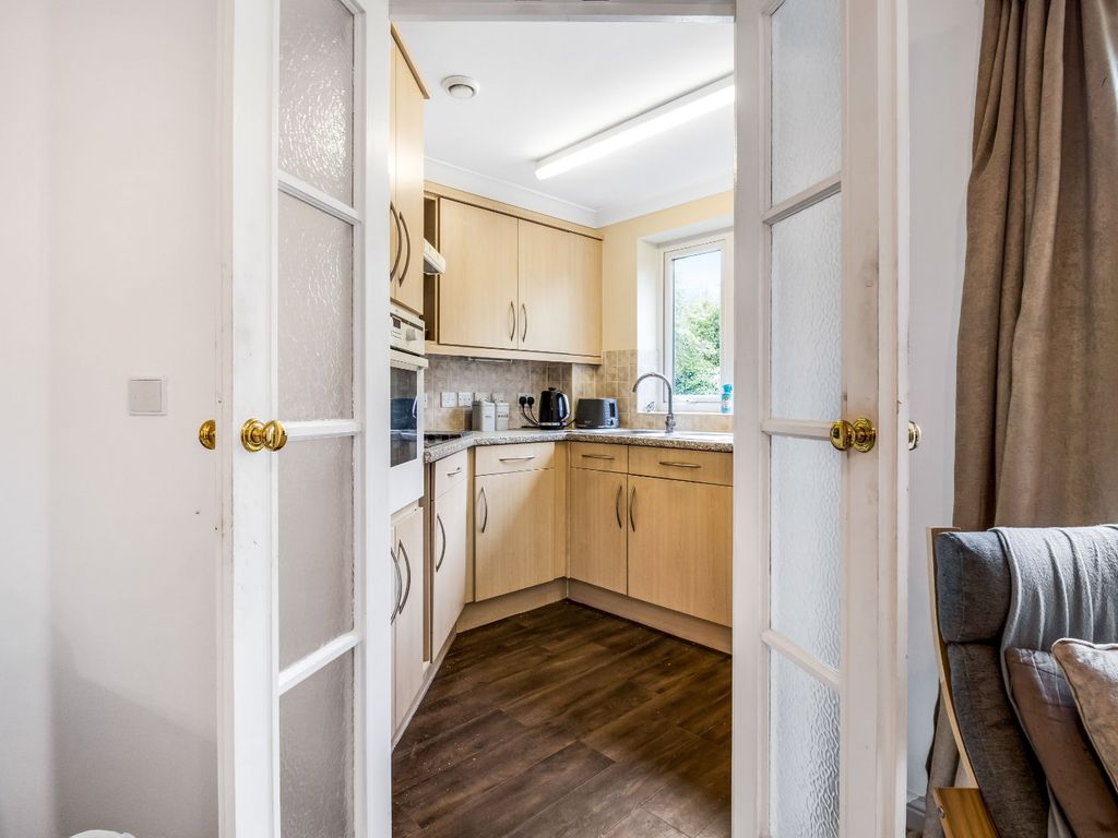 1 bed flat for sale in Old Market, Nailsworth, Stroud, Gloucestershire GL6, £110,000