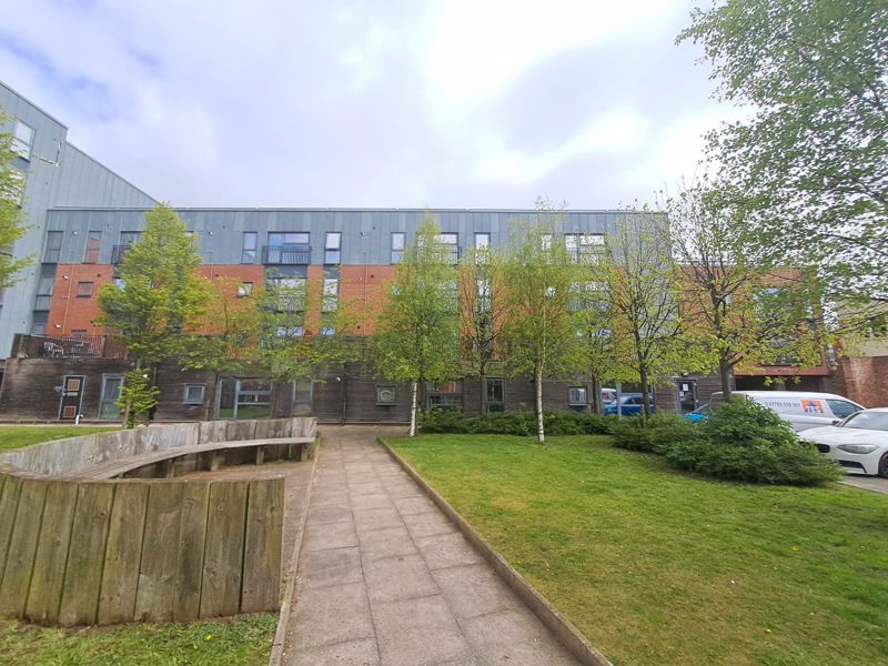 2 bed flat for sale in Carriage Grove, Bootle L20, £70,000