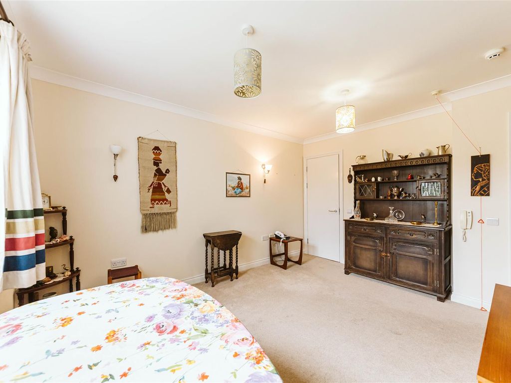 1 bed flat for sale in Shirehampton Road, Sea Mills, Bristol BS9, £115,000