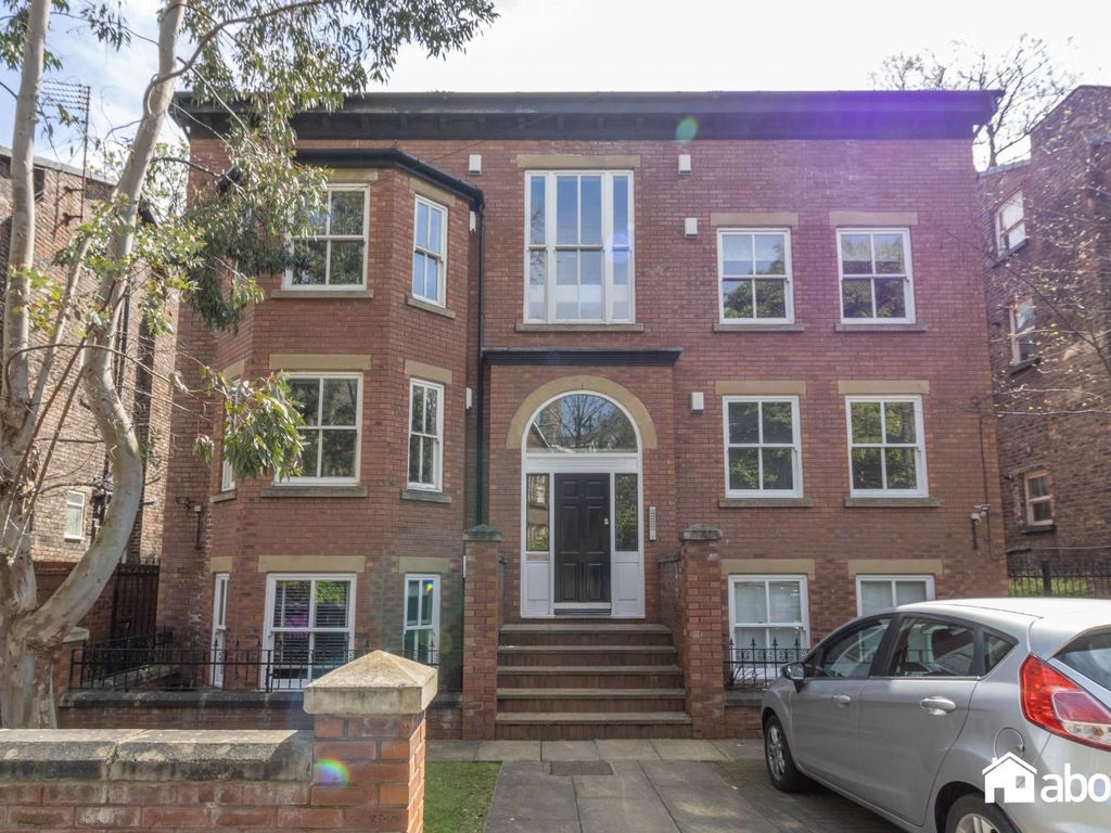 2 bed flat for sale in South Albert Road, Sefton Park, Aigburth, Liverpool L17, £180,000
