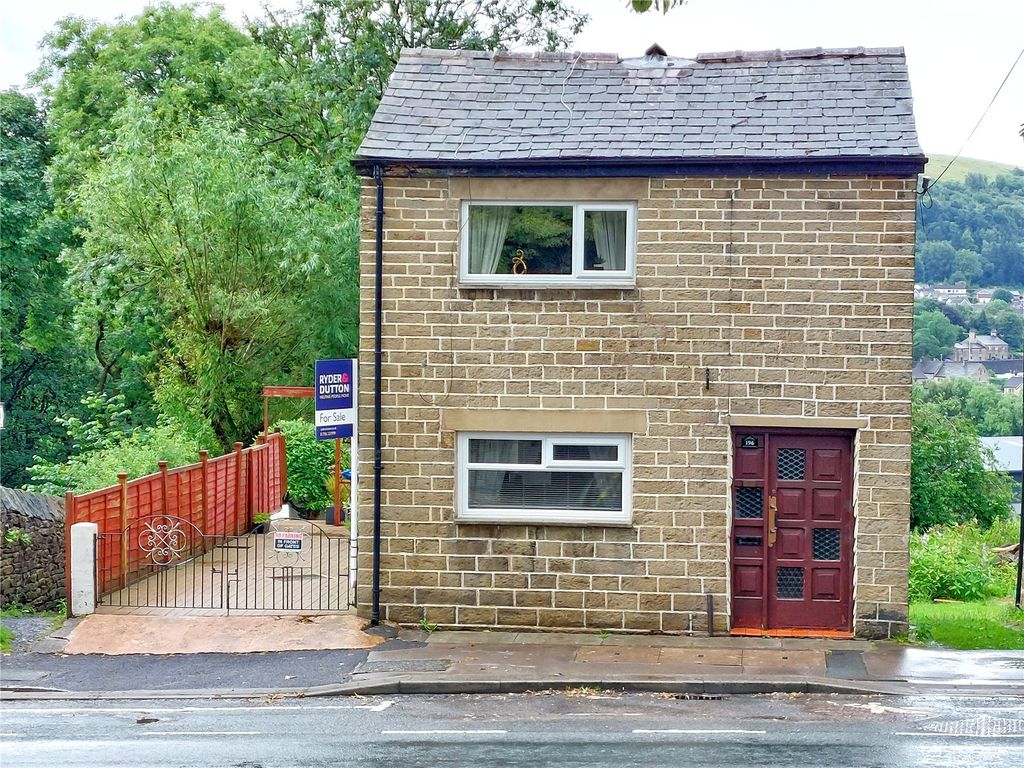 3 bed detached house for sale in Haslingden Road, Rawtenstall, Rossendale BB4, £315,000