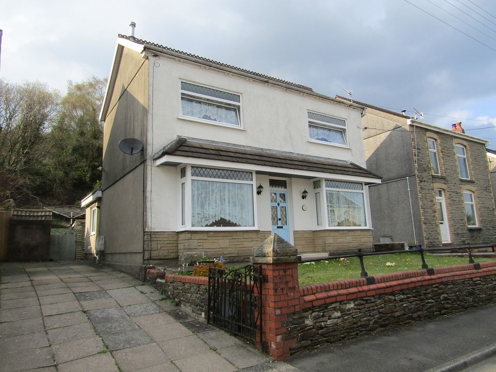 2 bed detached house for sale in New Road, Trebanos, Pontardawe, Swansea. SA8, £165,000